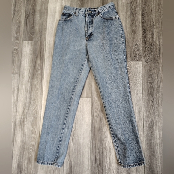 GAP Women's Classic Blue Straight Leg Jeans - Picture 1 of 8